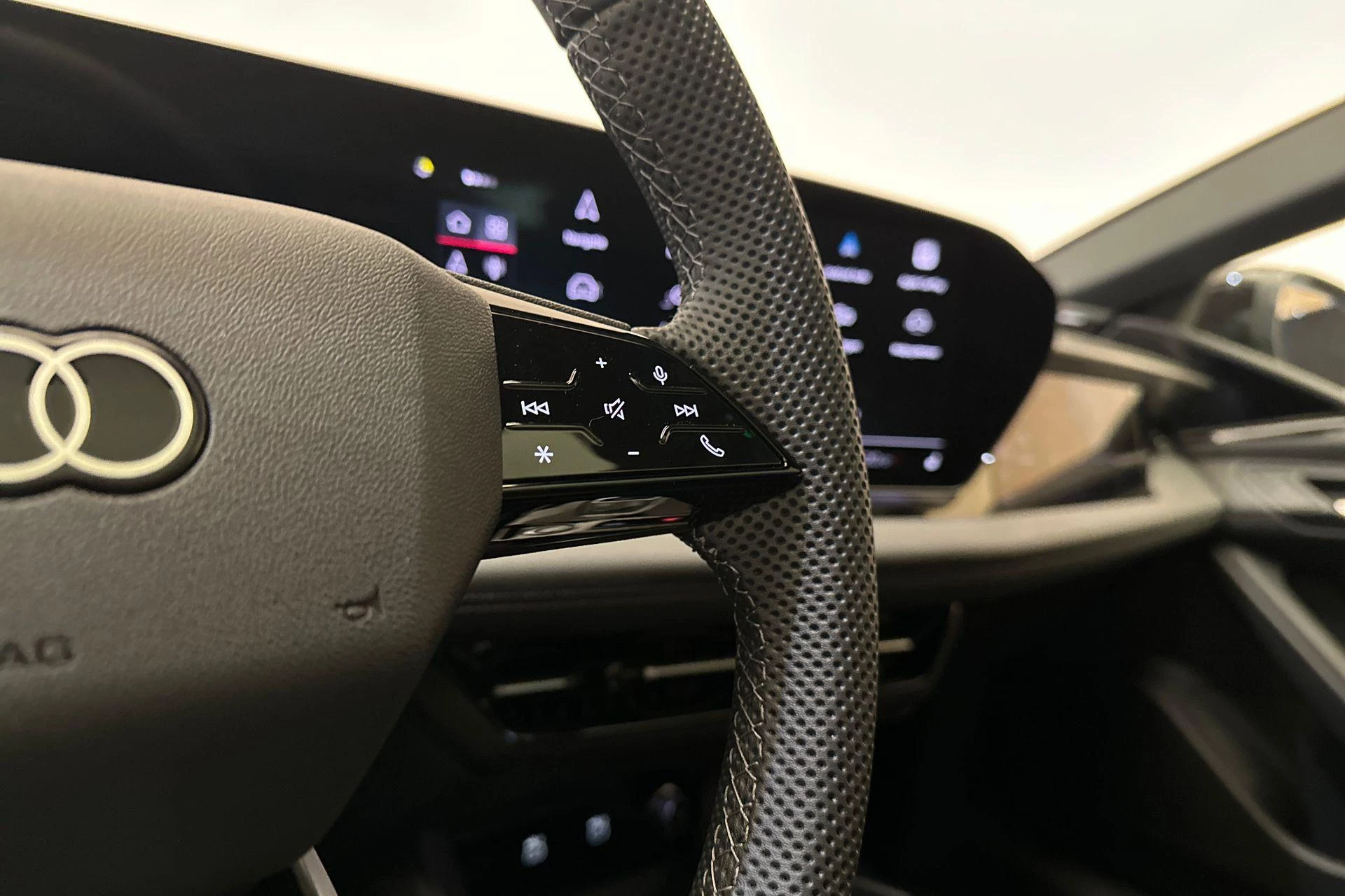 Hoofdafbeelding Audi A6 e-tron