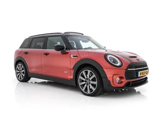 MINI Clubman Mini 2.0 Cooper S ALL4 Premier Plus JCW (INCL-BTW) Aut * PANO | LEATHER | FULL-LED | HEATED-SPORTSEATS | DIGI-COCKPIT | AMBIENT-LIGHT | PRIVACY-GLASS | HEAD-UP | PDC | CAMERA | DAB  | KEYLESS | TOWBAR | 18"ALU*