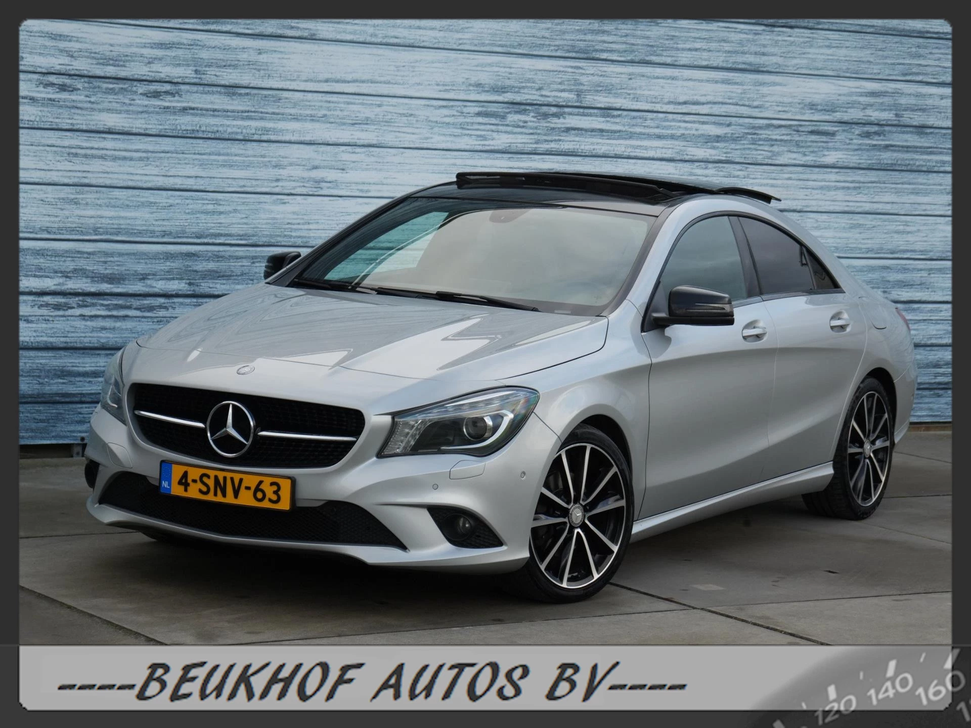 Hoofdafbeelding Mercedes-Benz CLA