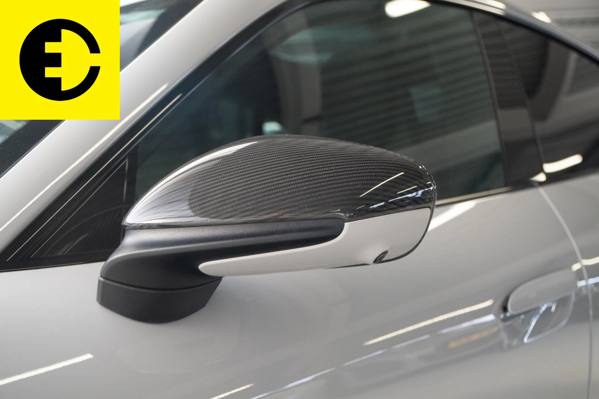 Hoofdafbeelding Porsche Taycan