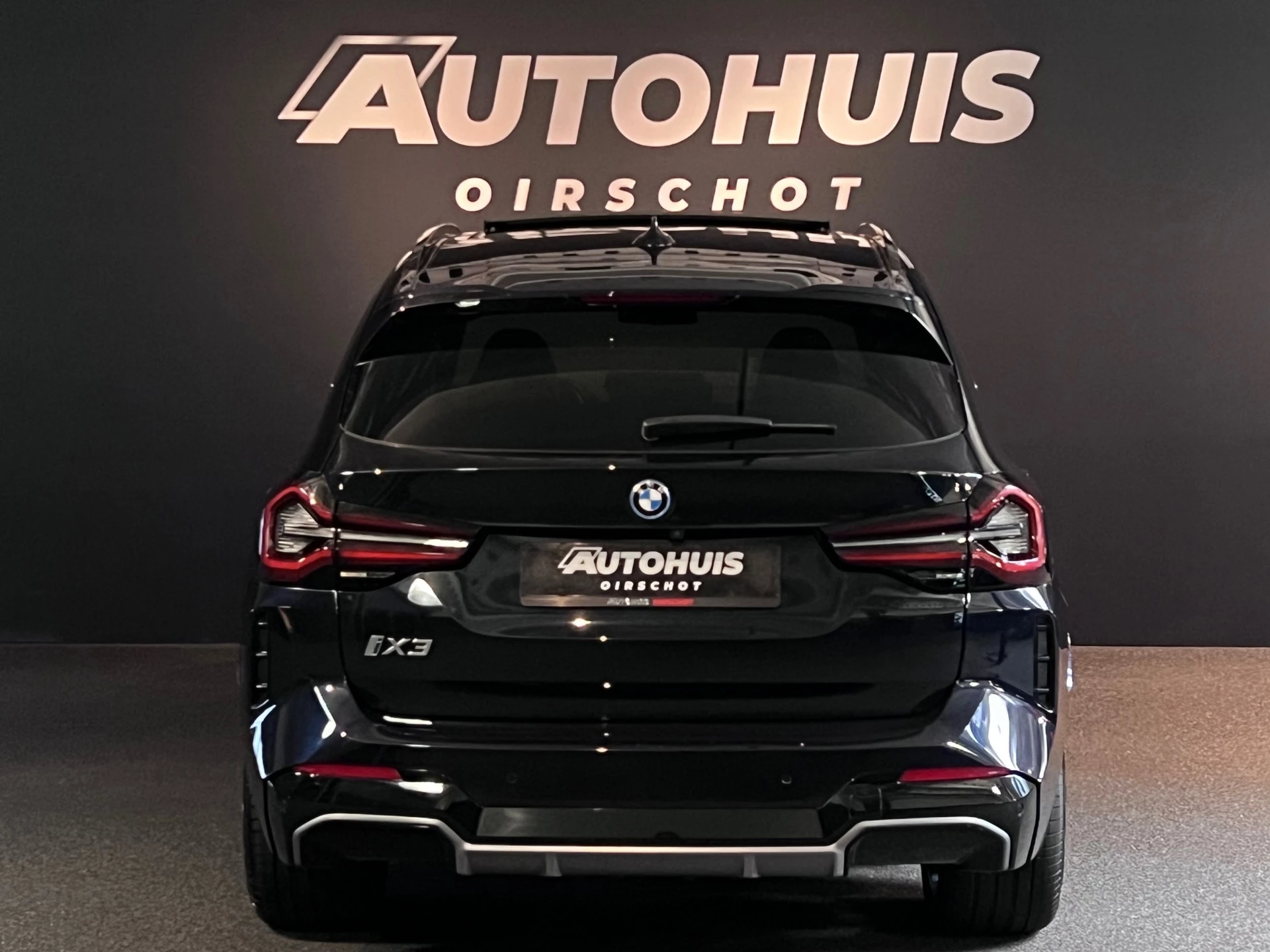 Hoofdafbeelding BMW iX3