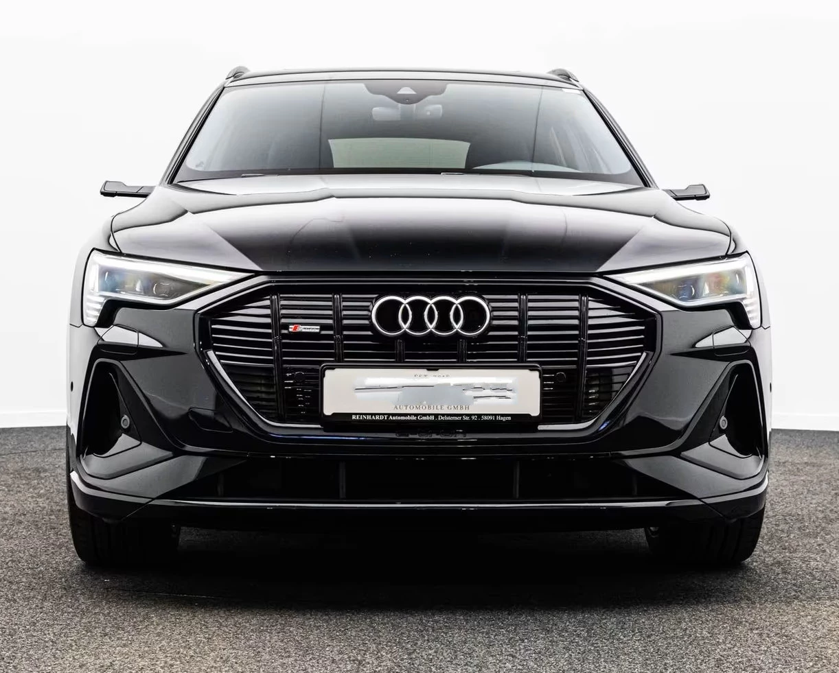 Hoofdafbeelding Audi e-tron