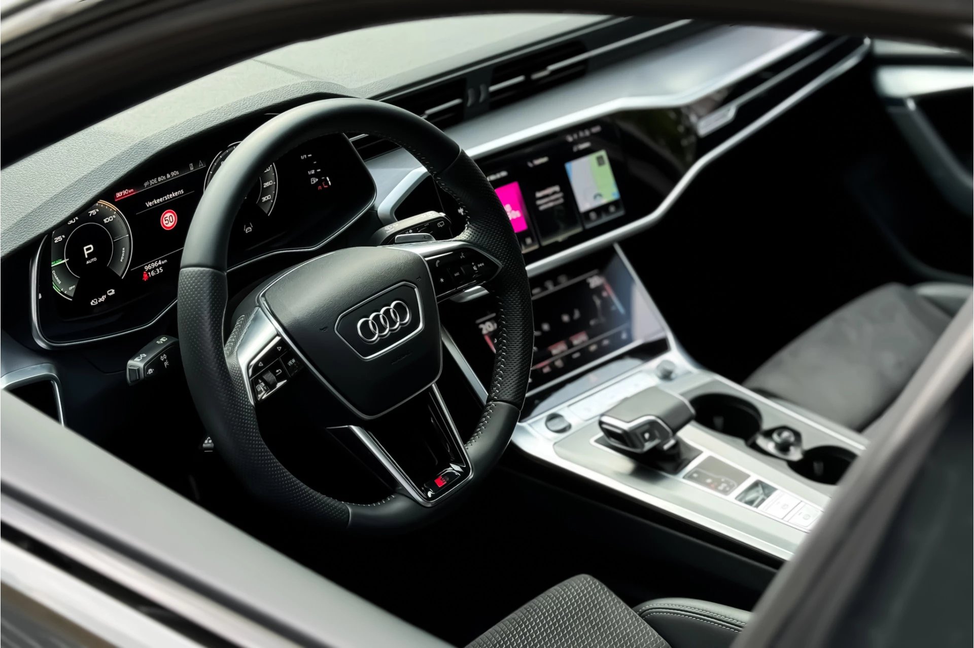 Hoofdafbeelding Audi A6