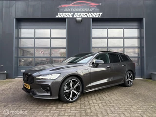 Volvo V60 2.0 T6 Plug-in hybrid AWD Plus Dark