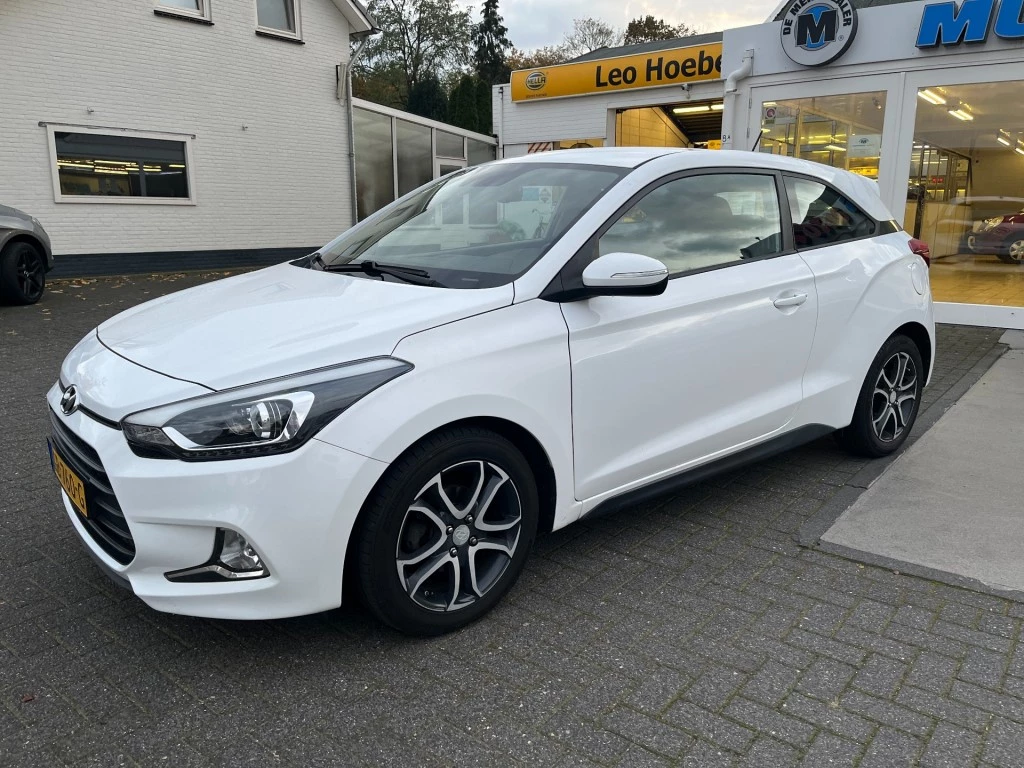 Hoofdafbeelding Hyundai i20