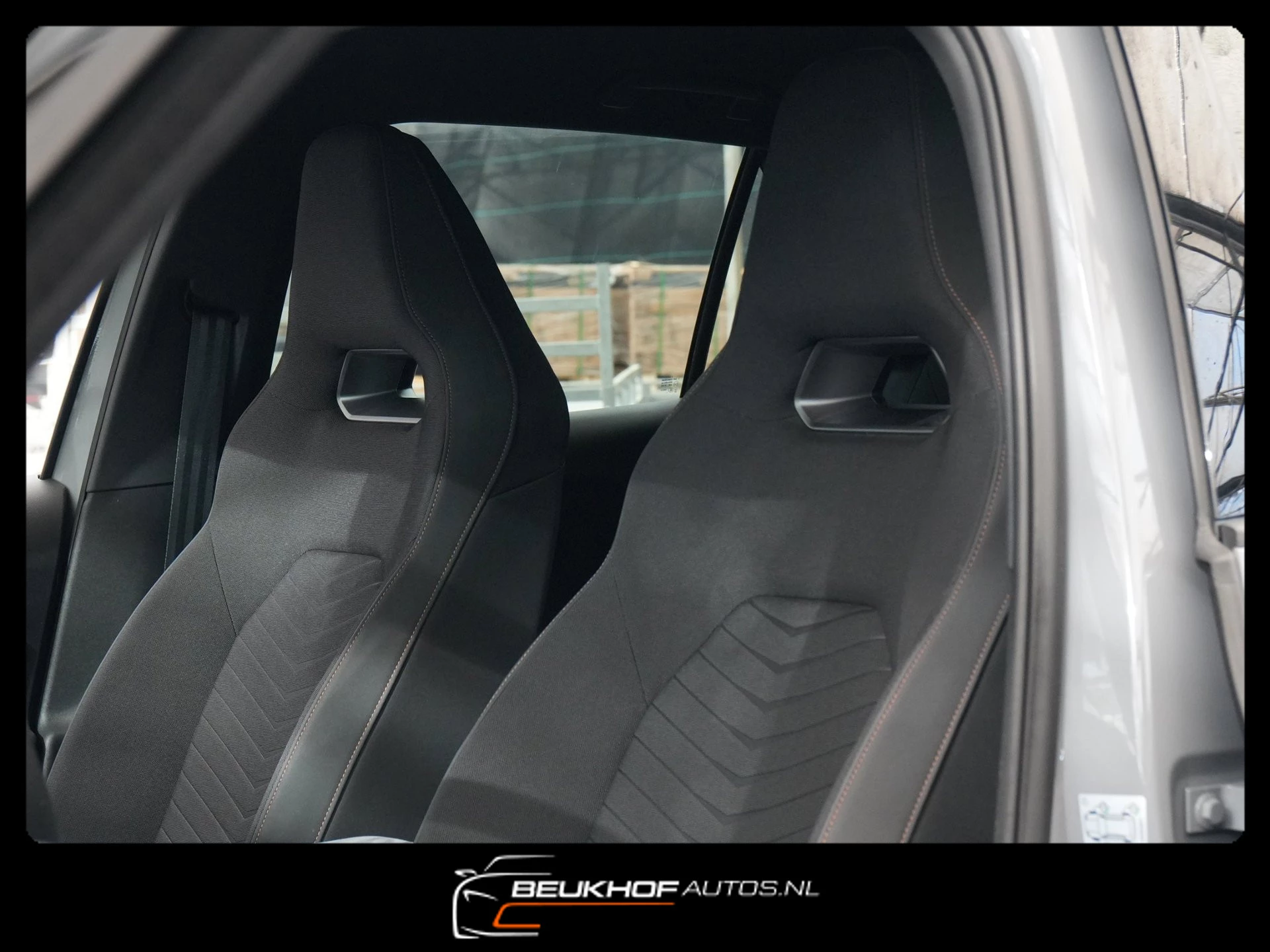 Hoofdafbeelding CUPRA Born