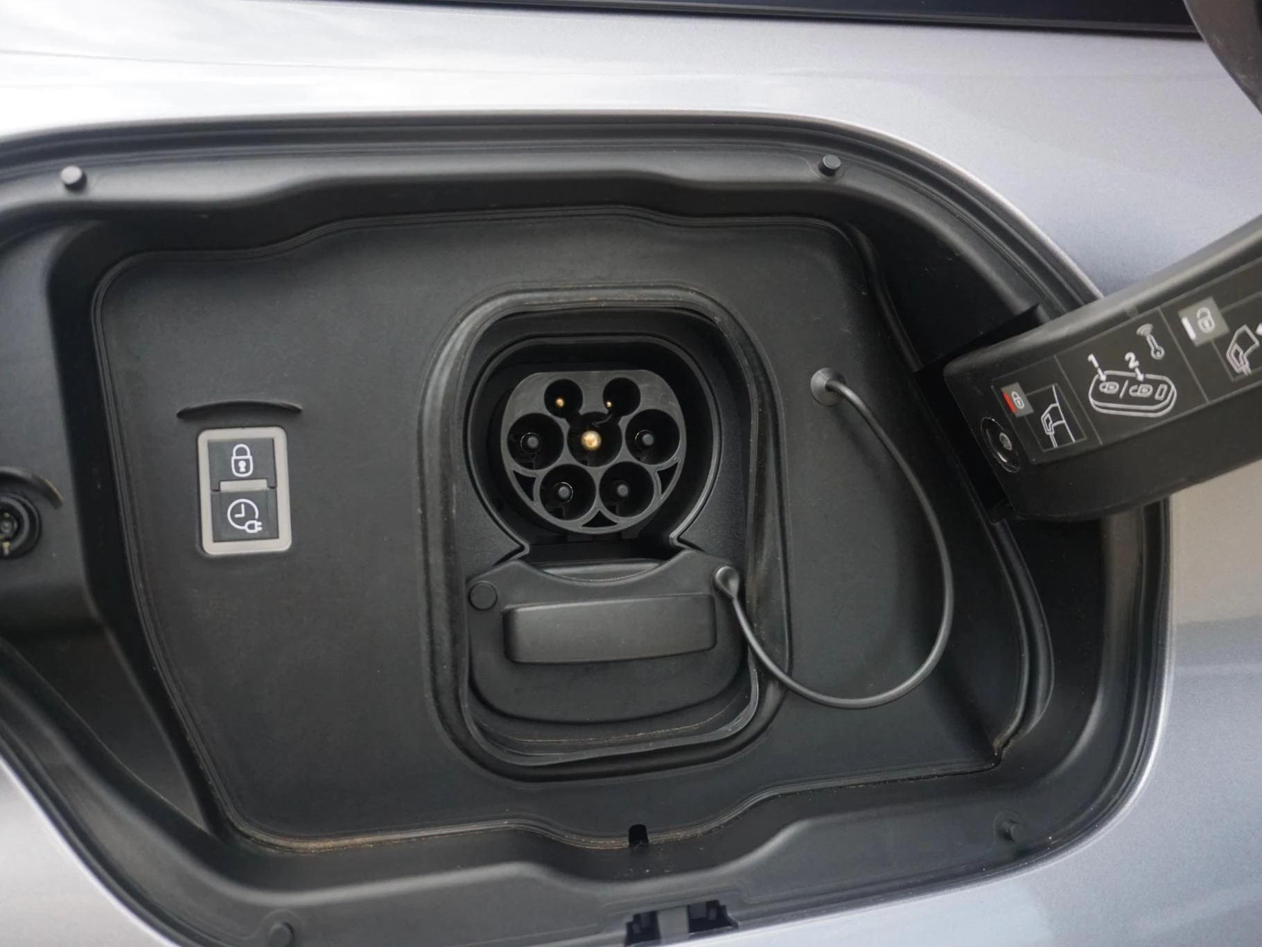 Hoofdafbeelding Peugeot e-308