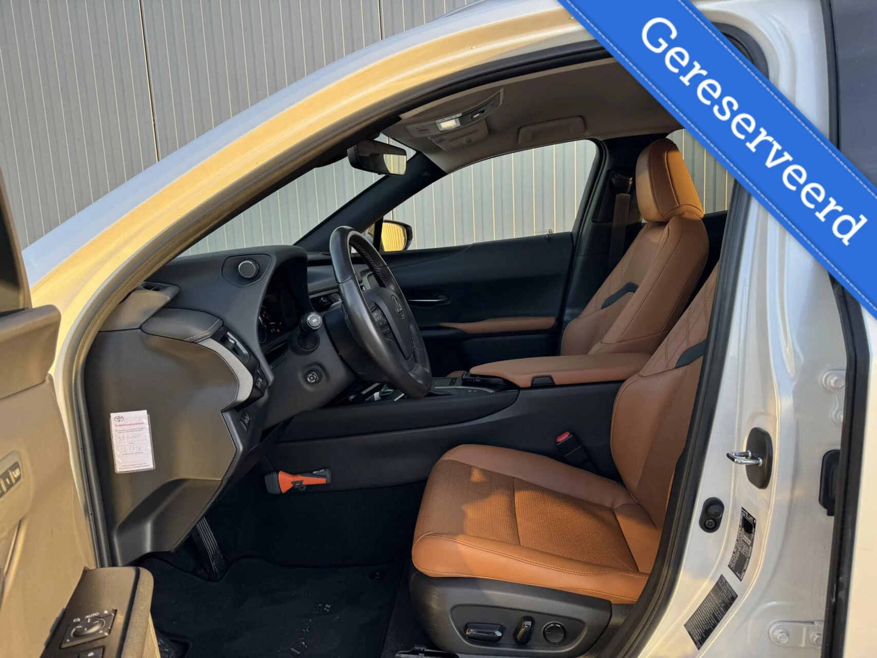 Hoofdafbeelding Lexus UX