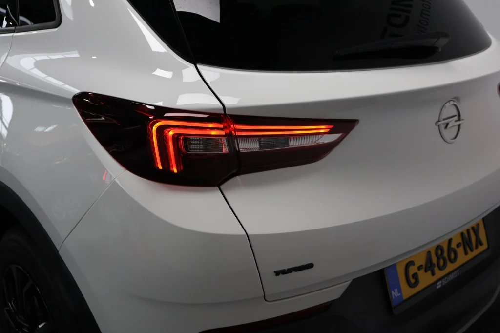 Hoofdafbeelding Opel Grandland X