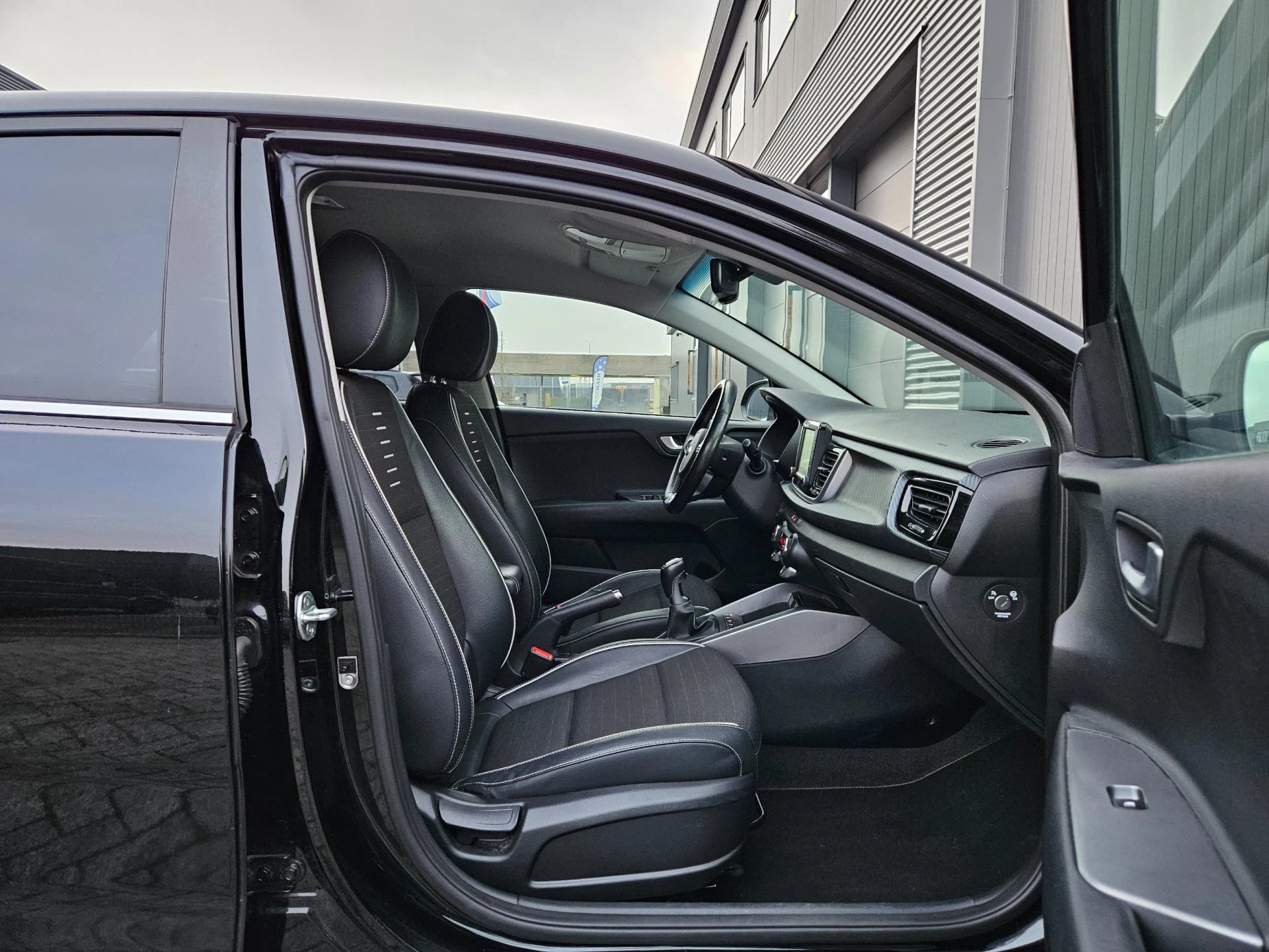 Hoofdafbeelding Kia Rio