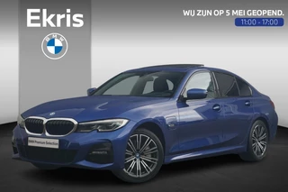 BMW 3 Serie Sedan 330e M Sportpakket Head-Up Display / Elektrisch verstelbare voorstoelen / Laserlight /  Schuif-/kanteldak / M Adaptief onderstel