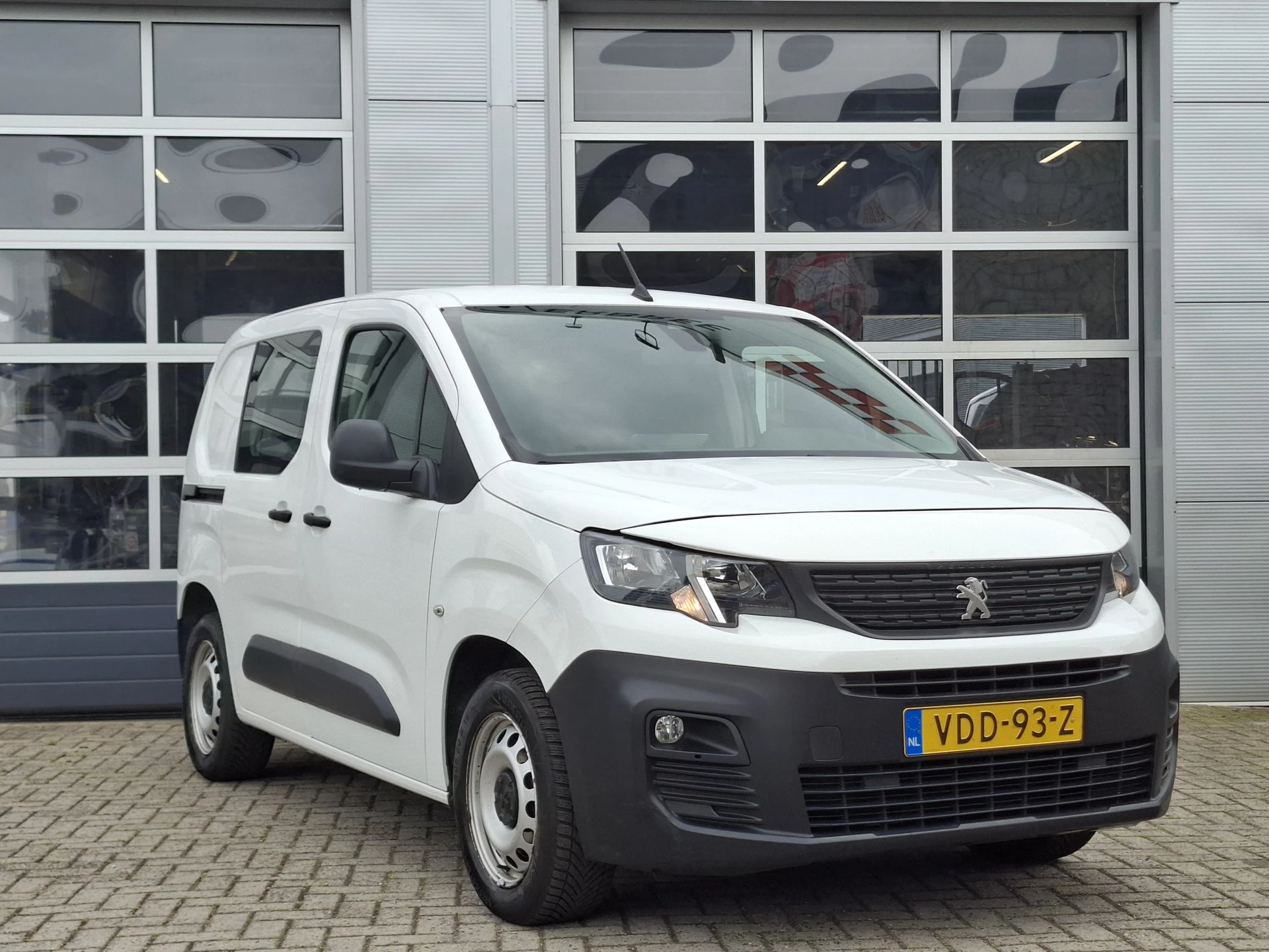 Hoofdafbeelding Peugeot Partner