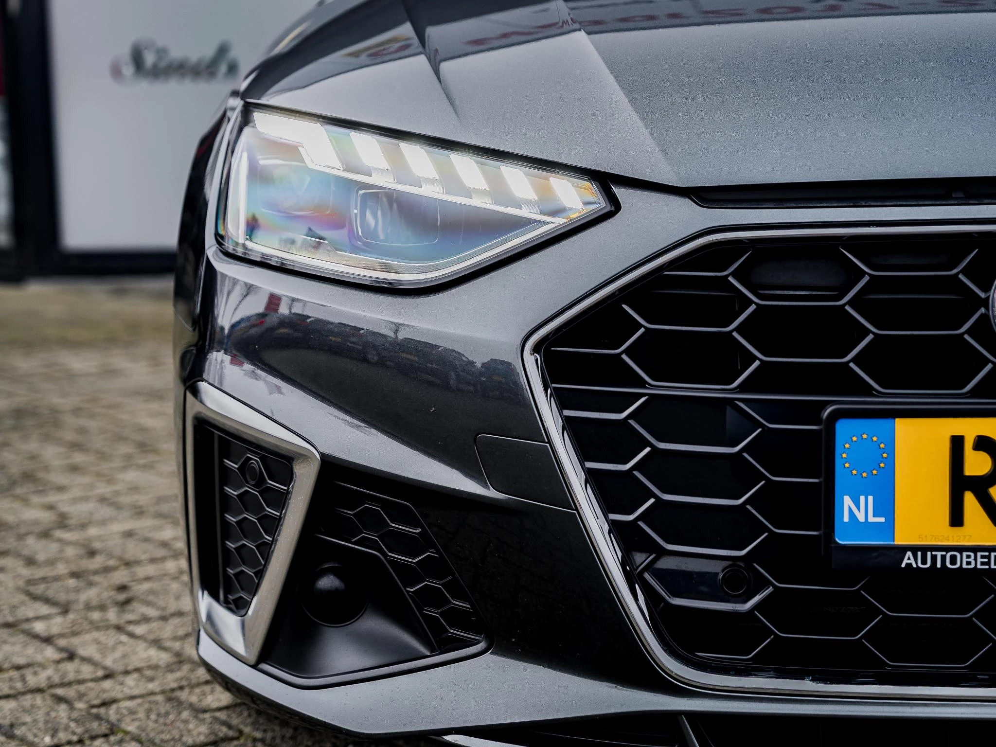 Hoofdafbeelding Audi A4