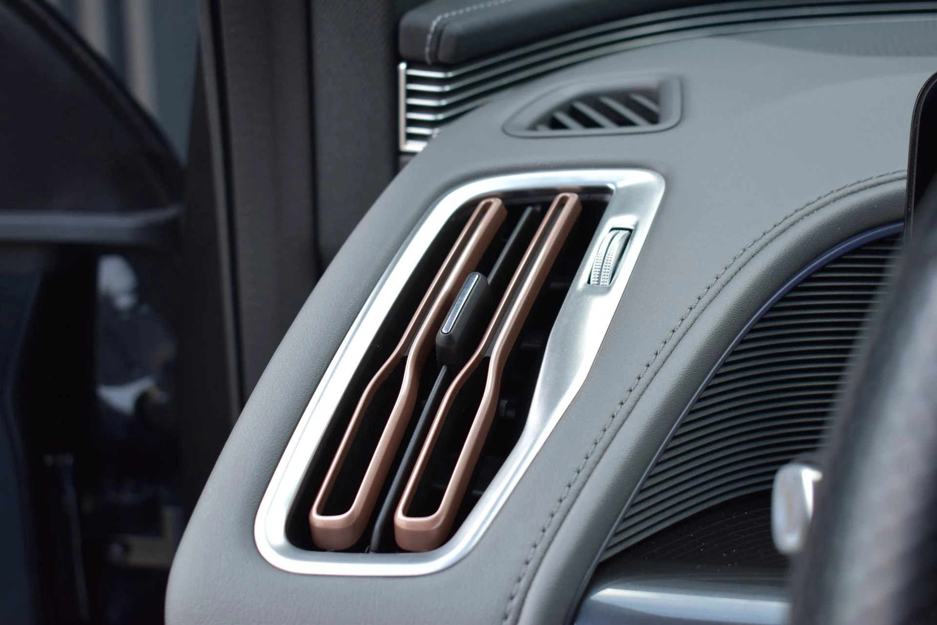 Hoofdafbeelding Mercedes-Benz EQC