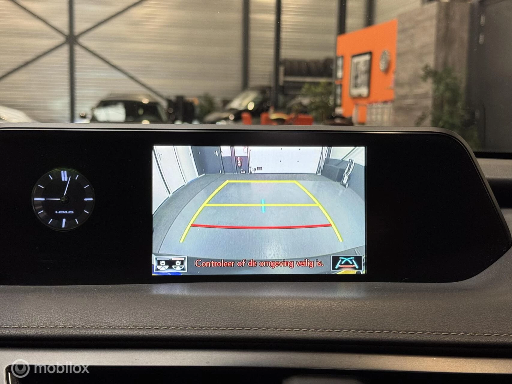 Hoofdafbeelding Lexus UX
