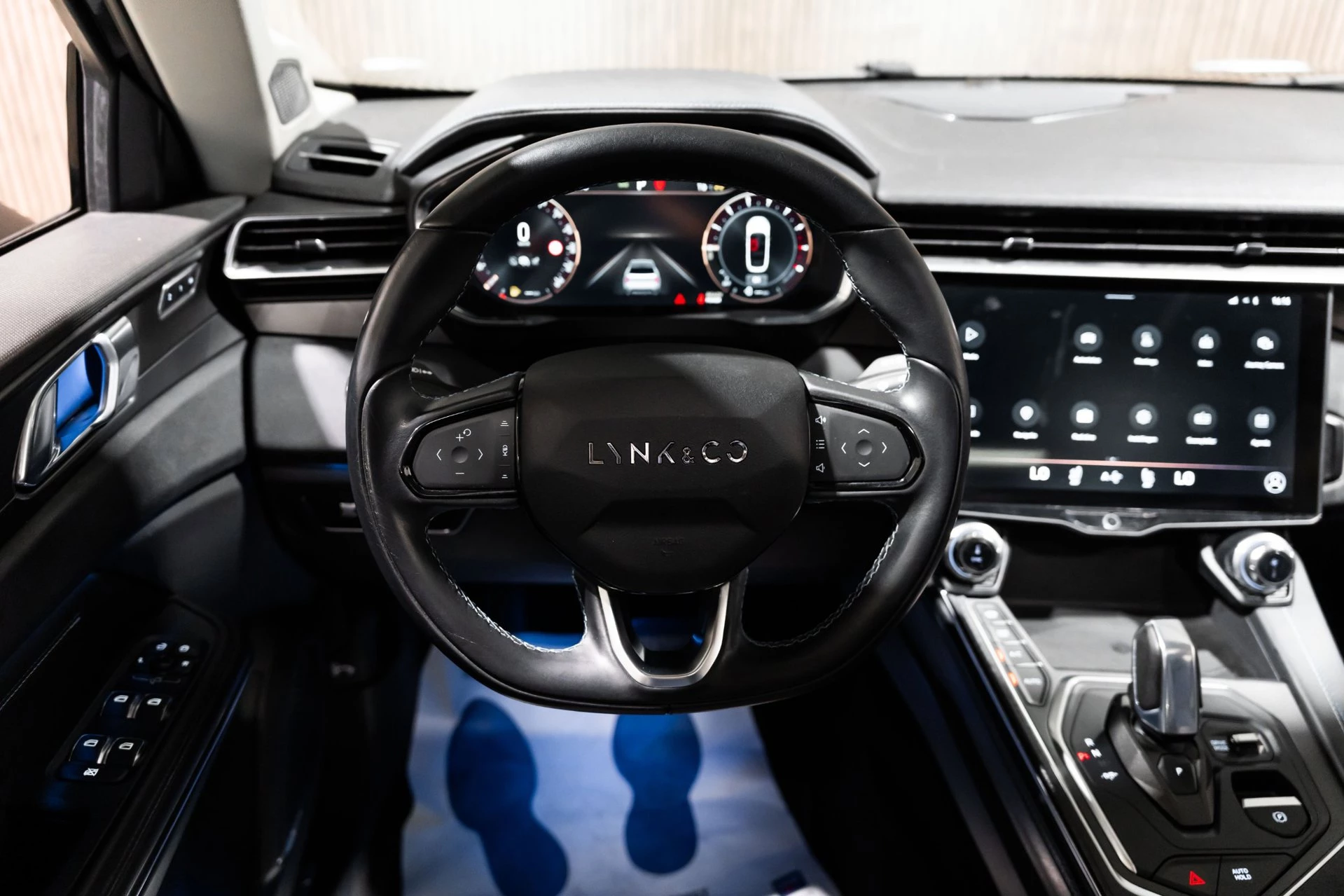 Hoofdafbeelding Lynk & Co 01