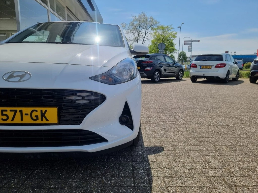 Hoofdafbeelding Hyundai i10