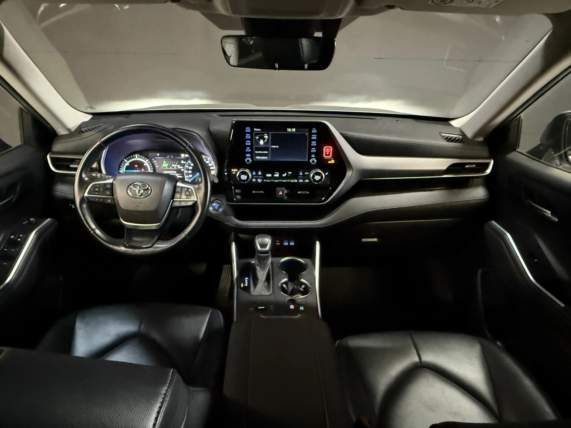 Hoofdafbeelding Toyota Highlander