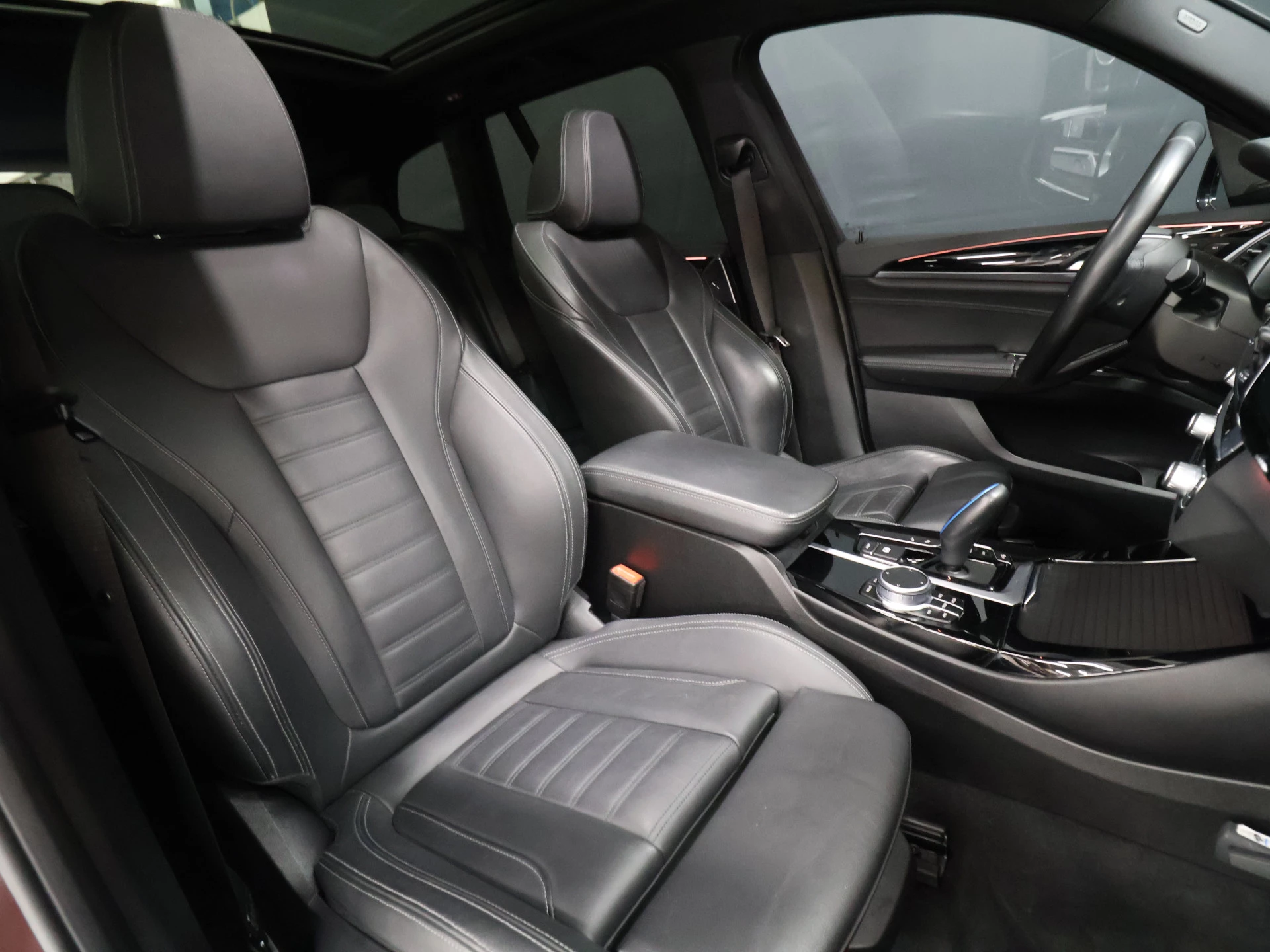 Hoofdafbeelding BMW iX3