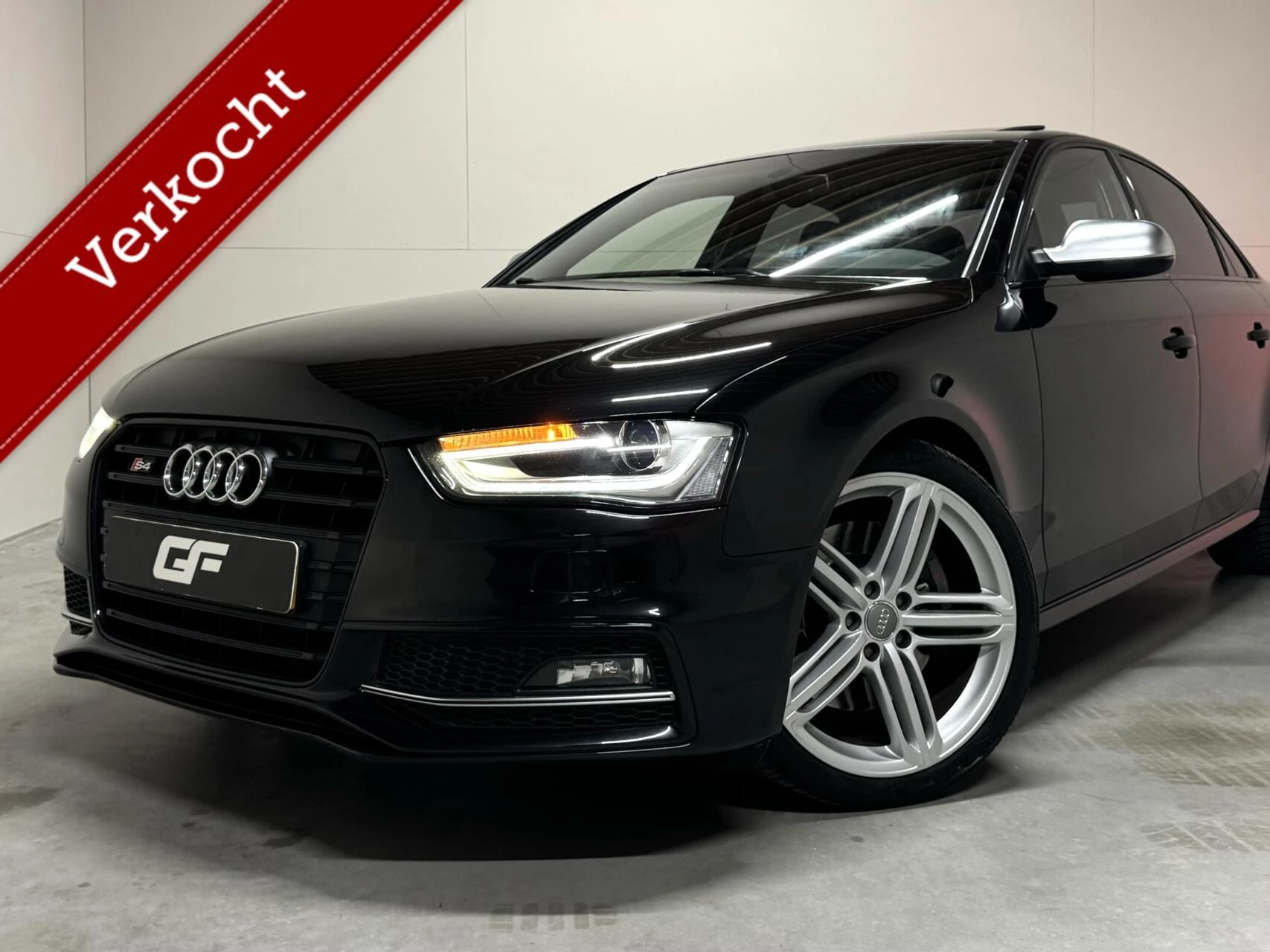 Hoofdafbeelding Audi S4