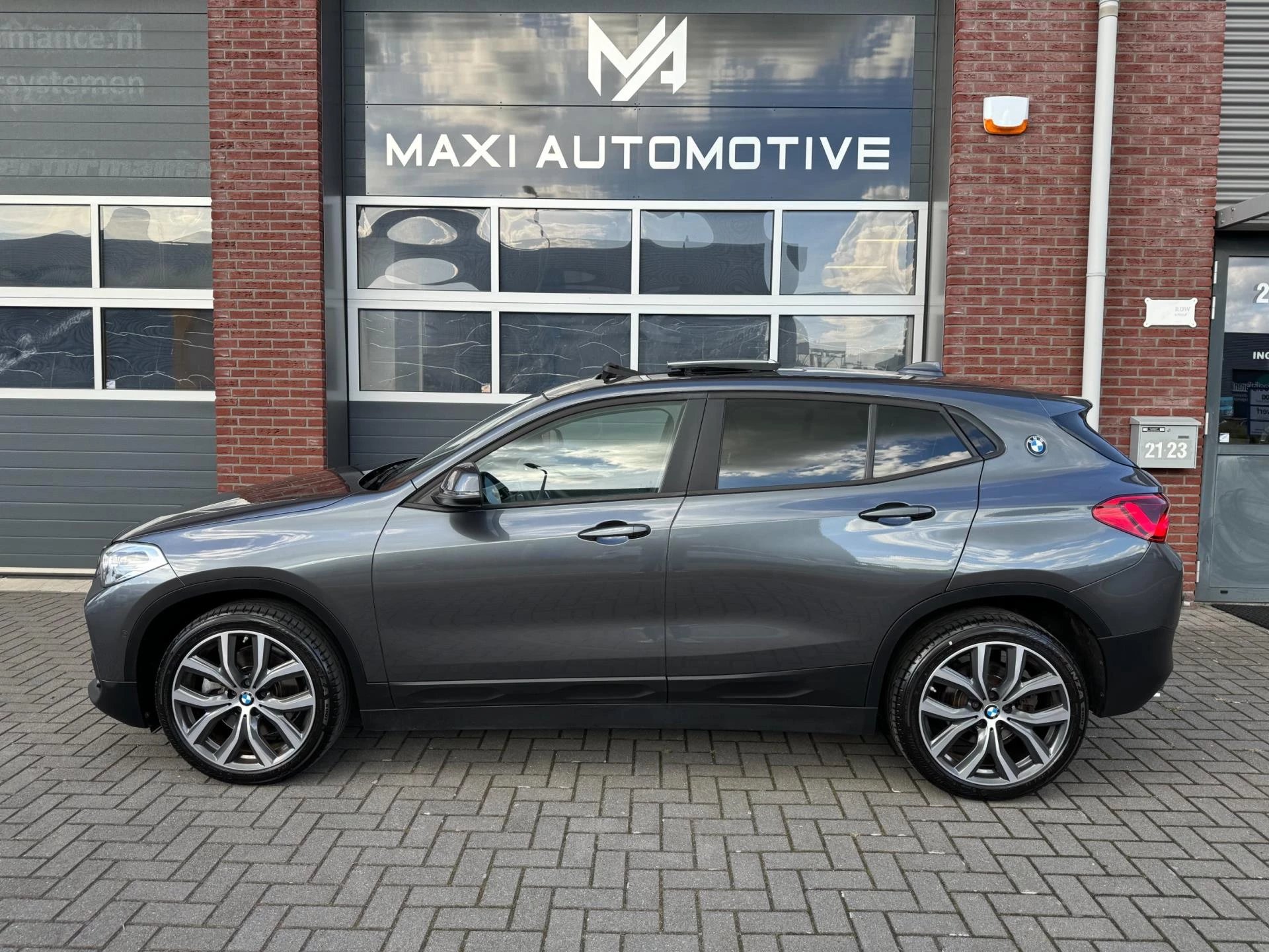 Hoofdafbeelding BMW X2