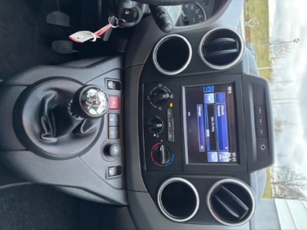 Hoofdafbeelding Peugeot Partner