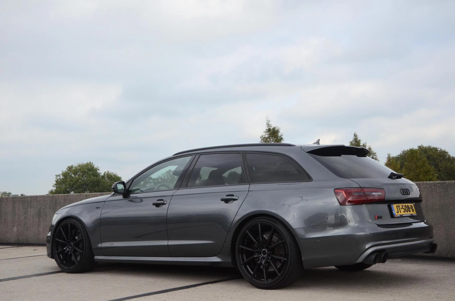 Hoofdafbeelding Audi S6