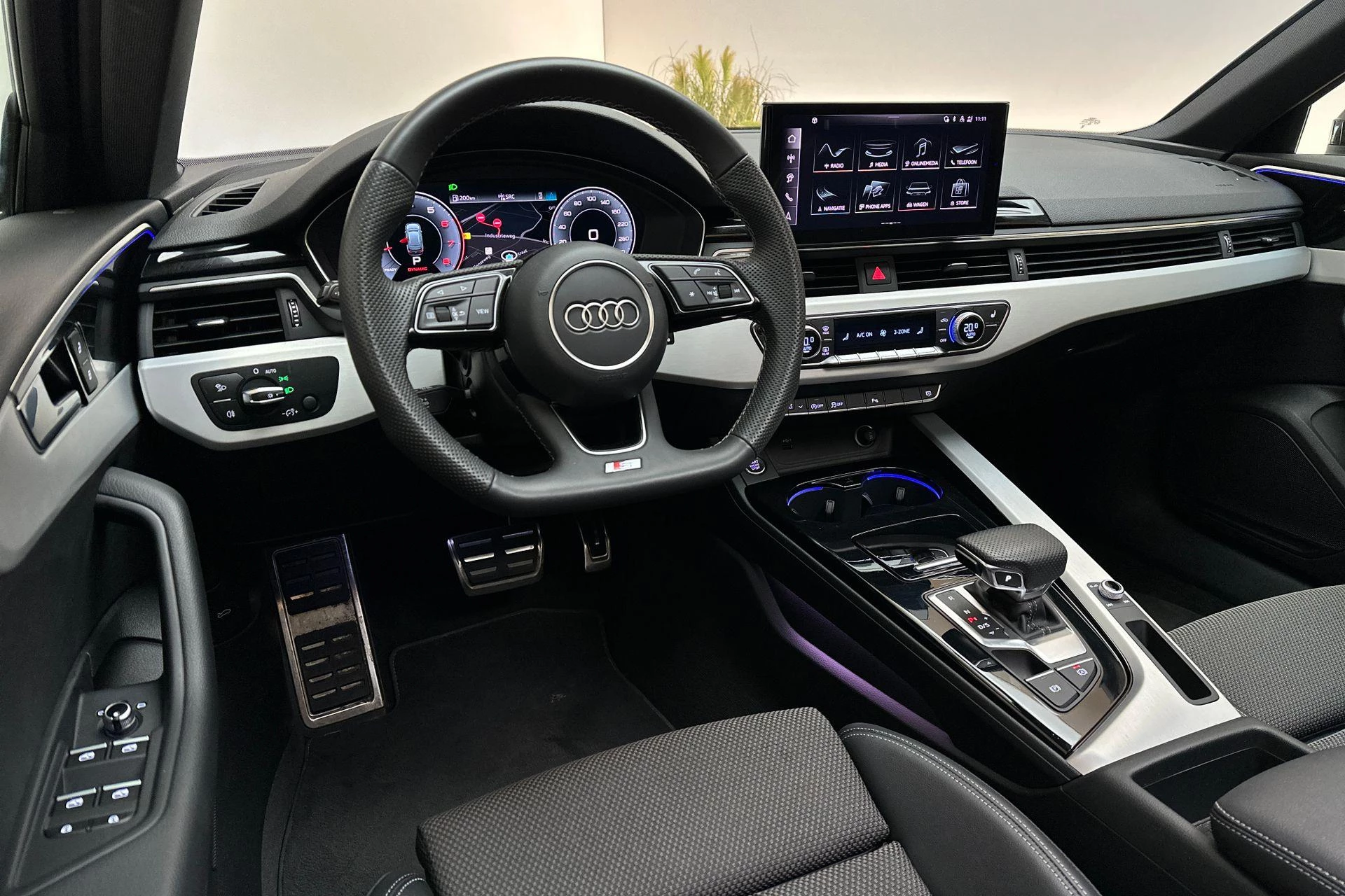 Hoofdafbeelding Audi A4