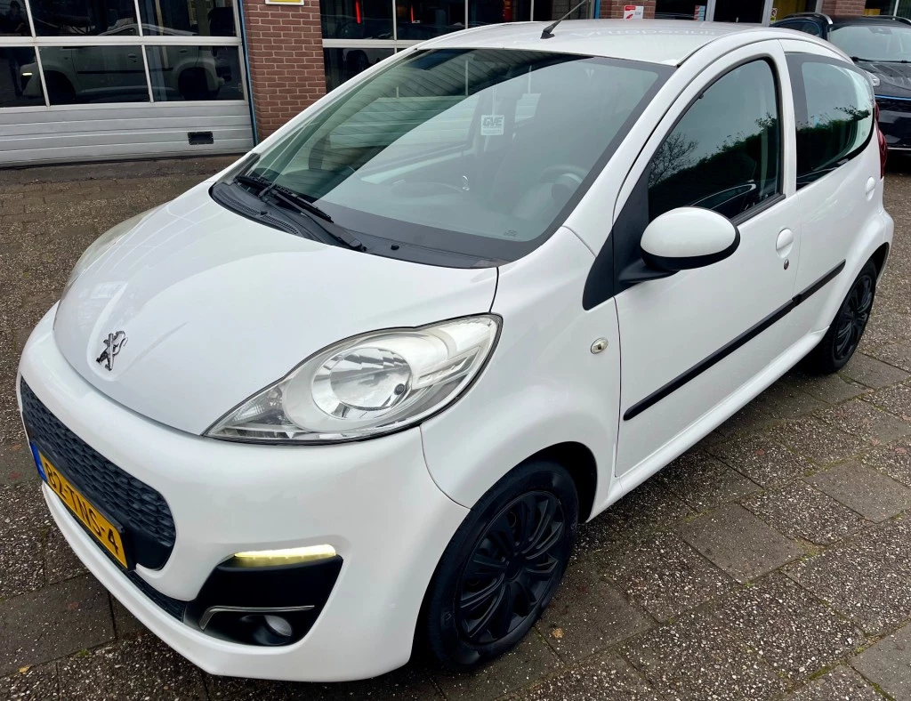 Hoofdafbeelding Peugeot 107
