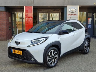Toyota Aygo X PULSE BI-TONE 17'' LM-VELGEN CLIMA PRIVACY GLASS LED APPLE/ANDROID CAMERA AD-CRUISE