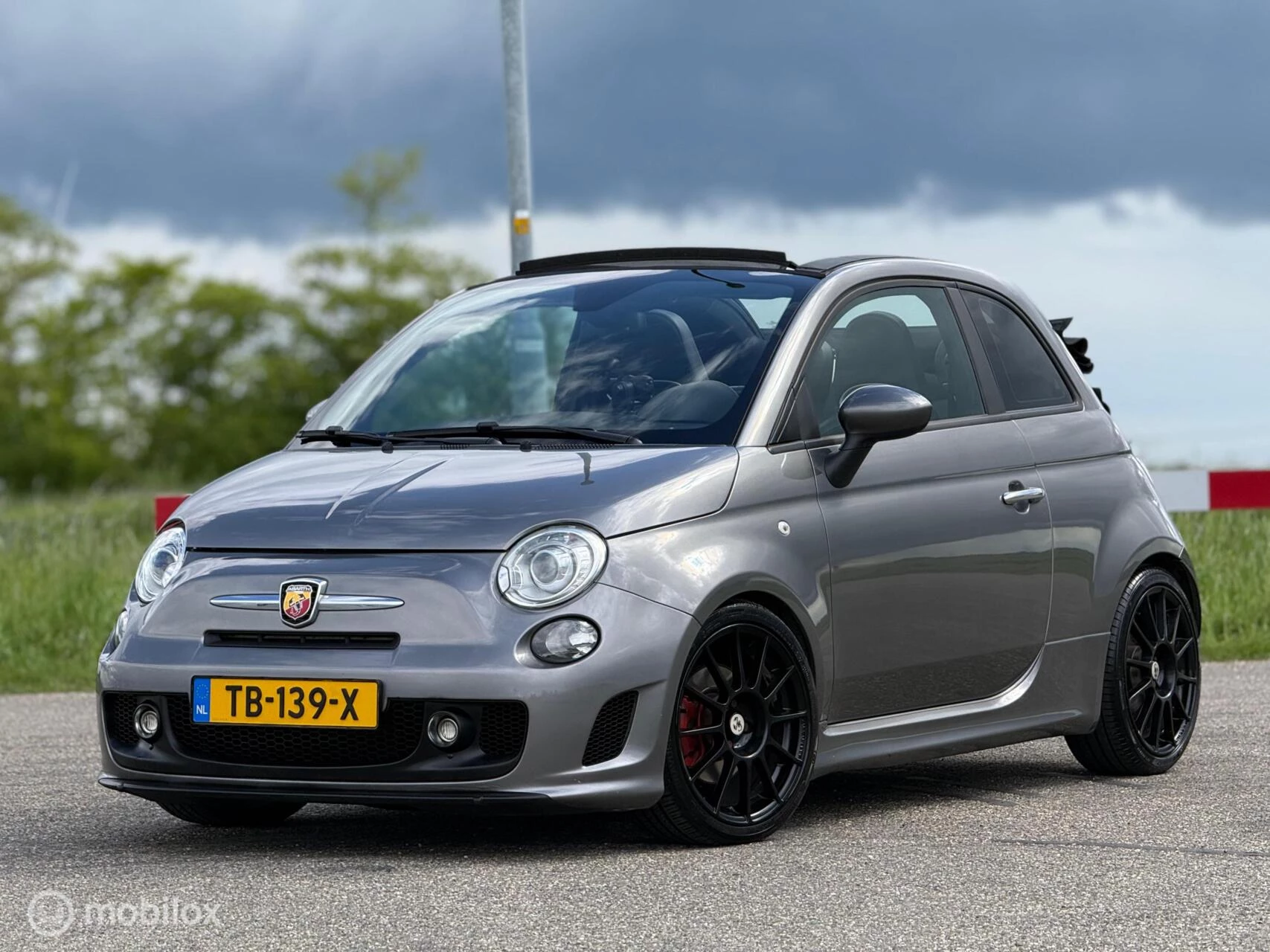 Hoofdafbeelding Fiat 500C