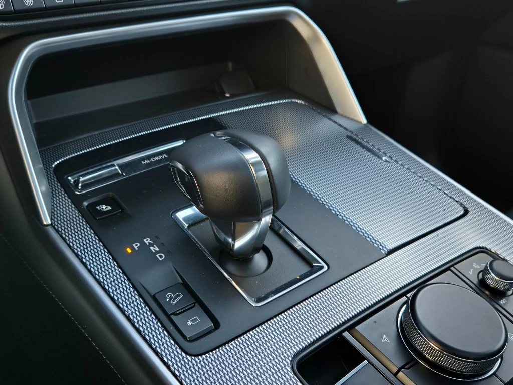 Hoofdafbeelding Mazda CX-60