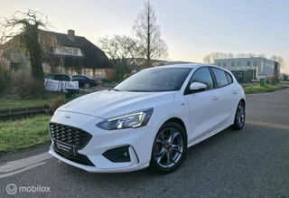 Ford Focus 1.0 EcoBoost ST-Line / Navi / Camera / Carplay
