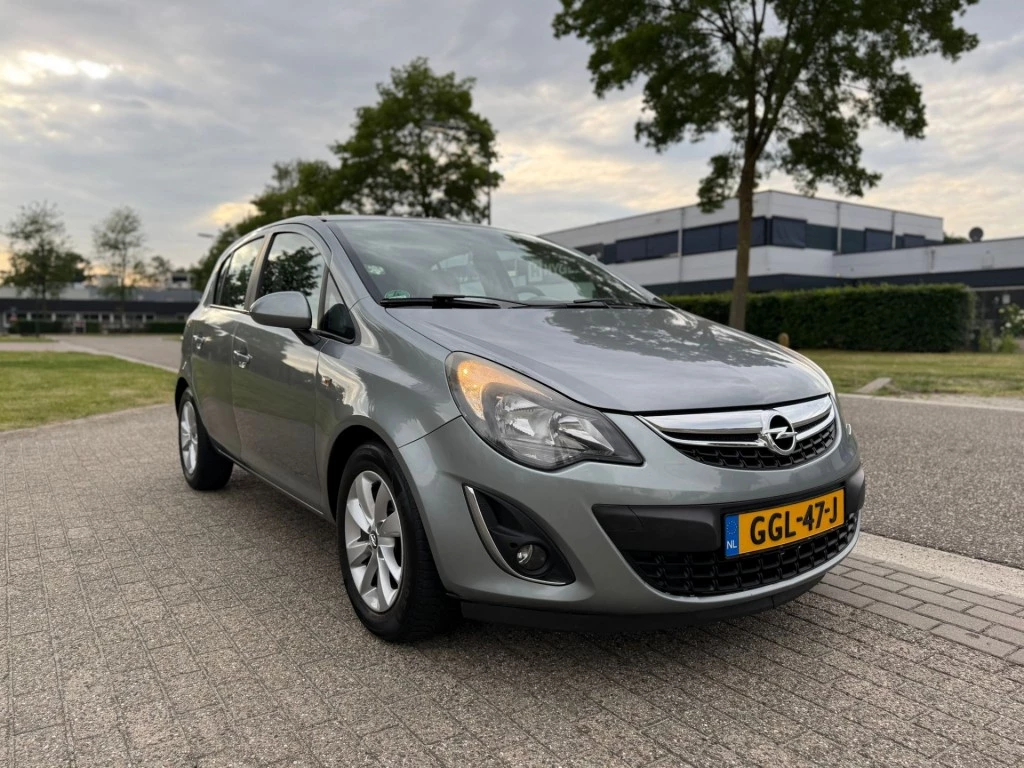 Hoofdafbeelding Opel Corsa