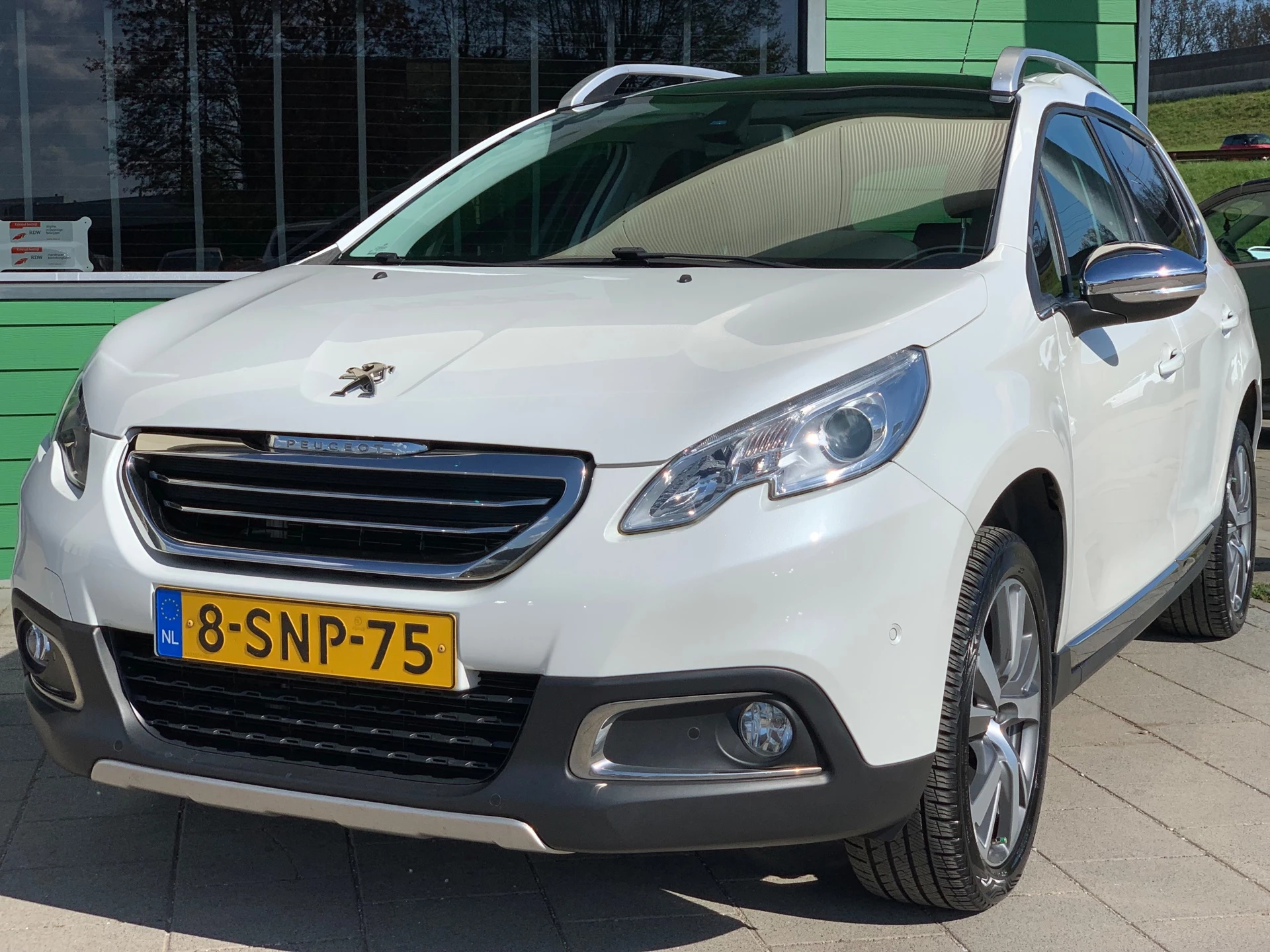 Hoofdafbeelding Peugeot 2008