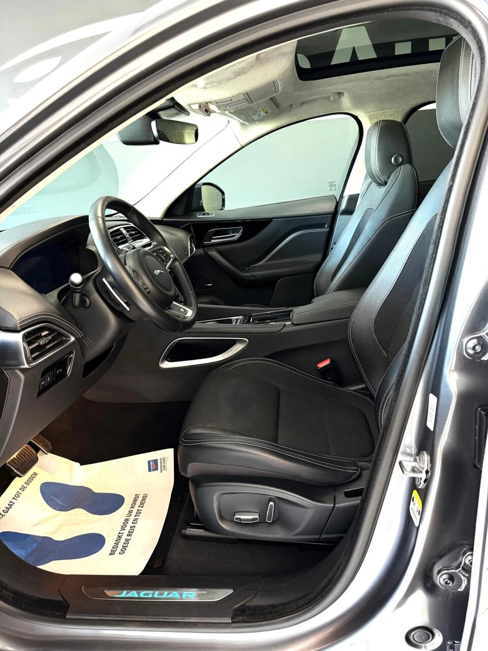 Hoofdafbeelding Jaguar F-PACE