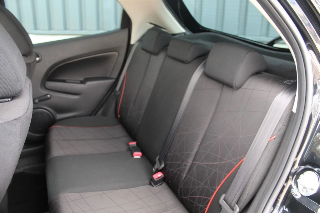 Hoofdafbeelding Mazda 2