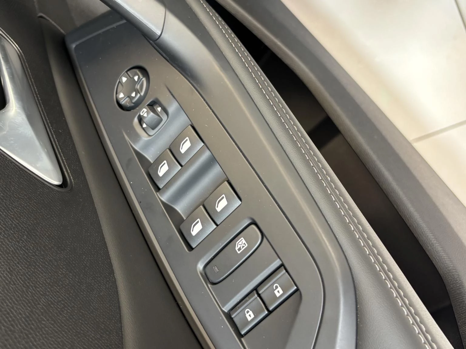 Hoofdafbeelding Peugeot 408