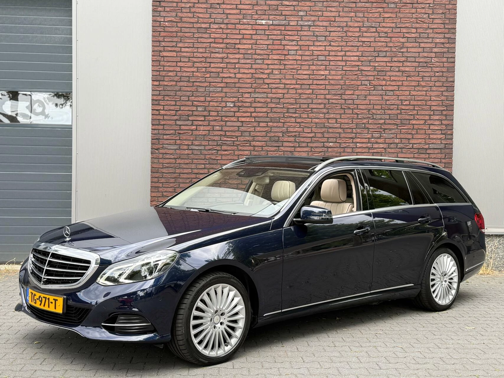 Hoofdafbeelding Mercedes-Benz E-Klasse