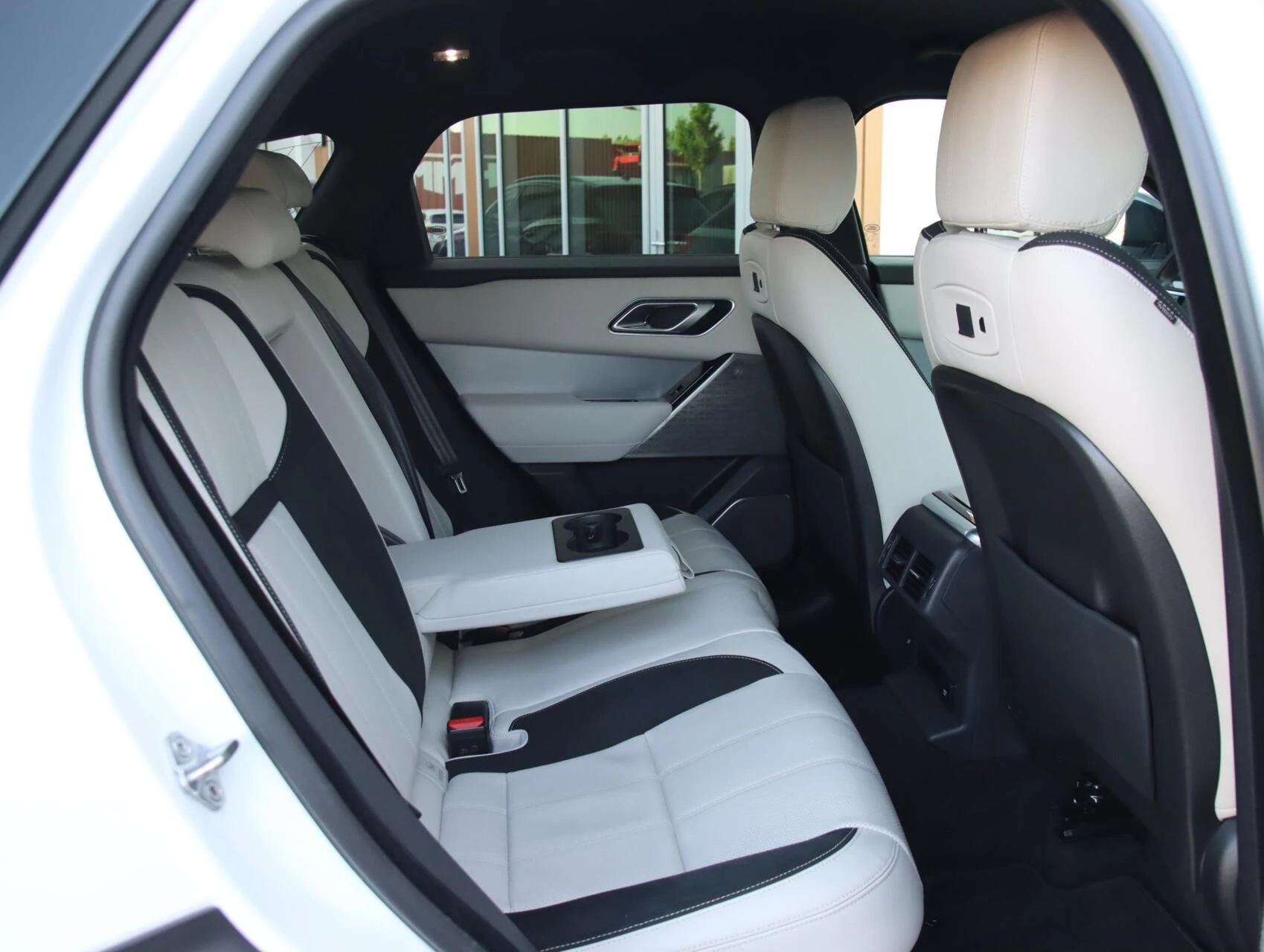 Hoofdafbeelding Land Rover Range Rover Velar