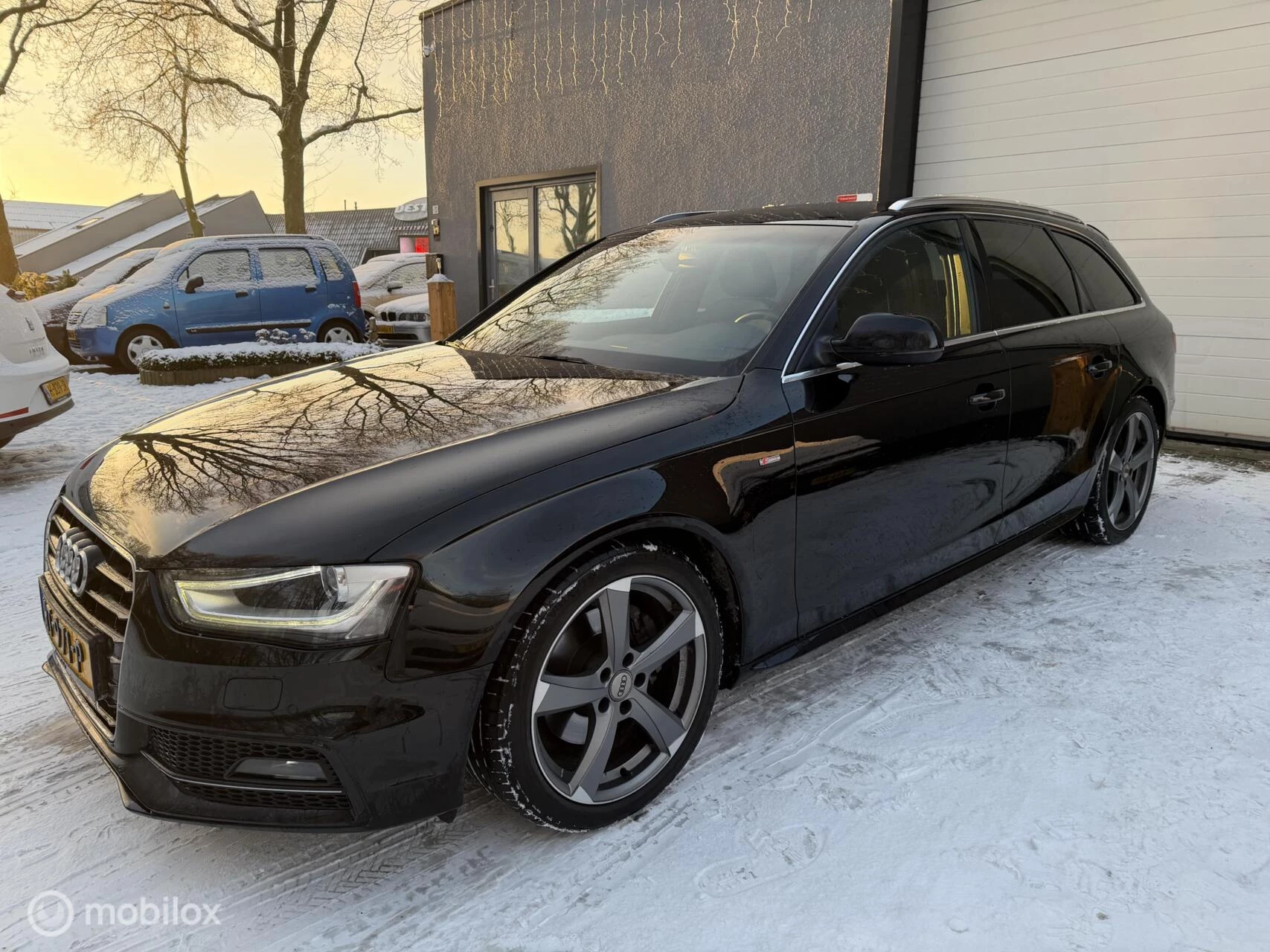 Hoofdafbeelding Audi A4