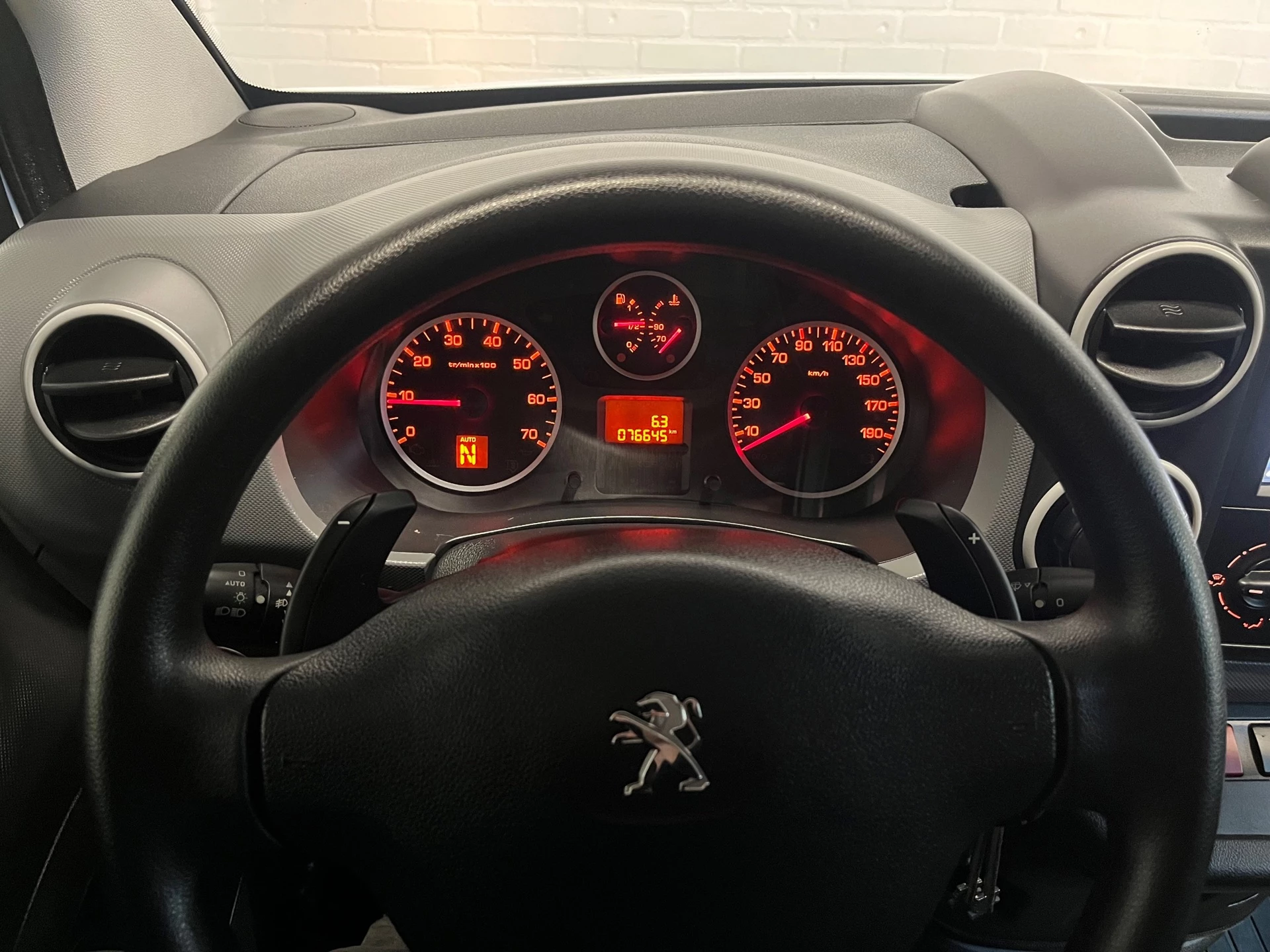 Hoofdafbeelding Peugeot Partner