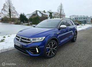 Volkswagen T-Roc 2.0 TSI 4Motion R / Akra / Pano / Carplay