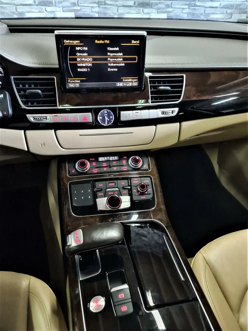 Hoofdafbeelding Audi A8