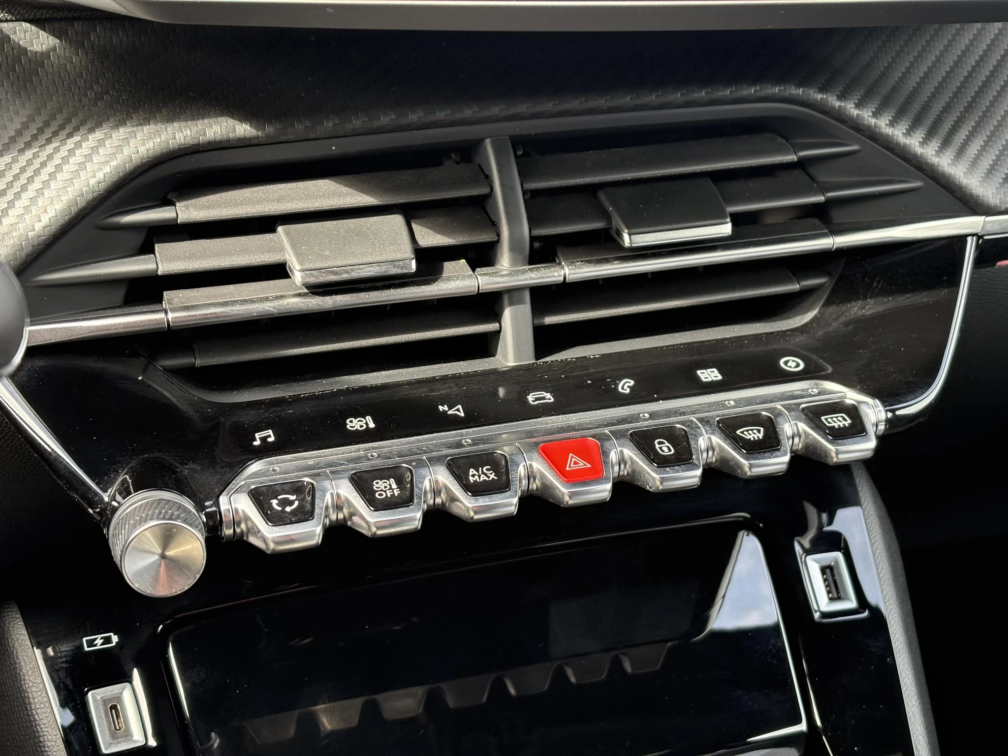 Hoofdafbeelding Peugeot e-208