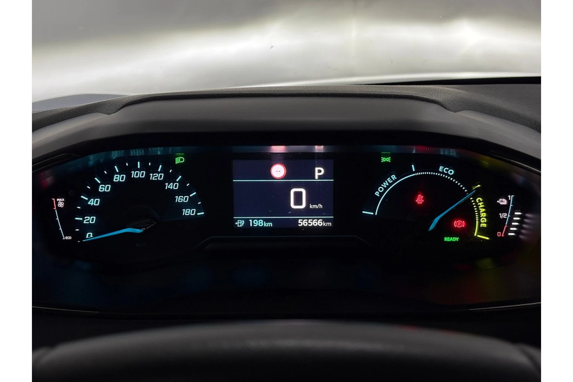 Hoofdafbeelding Peugeot e-208