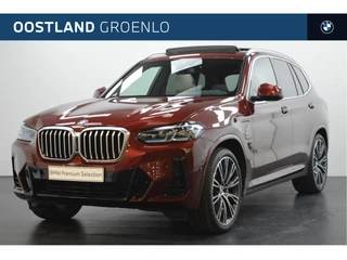 BMW X3 xDrive30e M Sport Automaat / Panoramadak / Trekhaak / Sportstoelen / Laserlight / Achteruitrijcamera / Comfort Access / Head-Up / Gesture Control