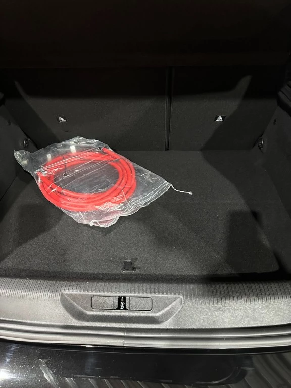 Hoofdafbeelding Peugeot e-308