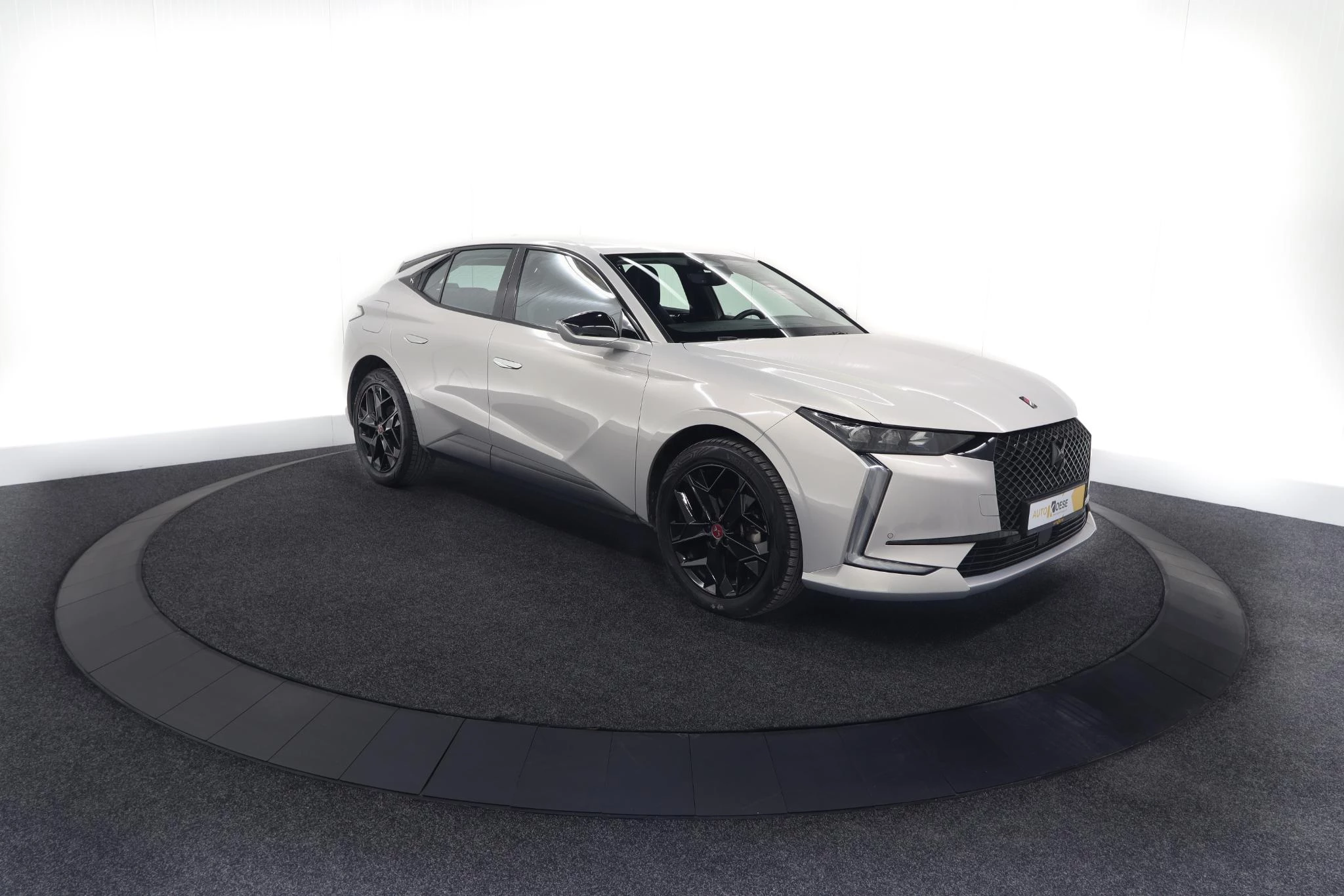 Hoofdafbeelding DS DS 4