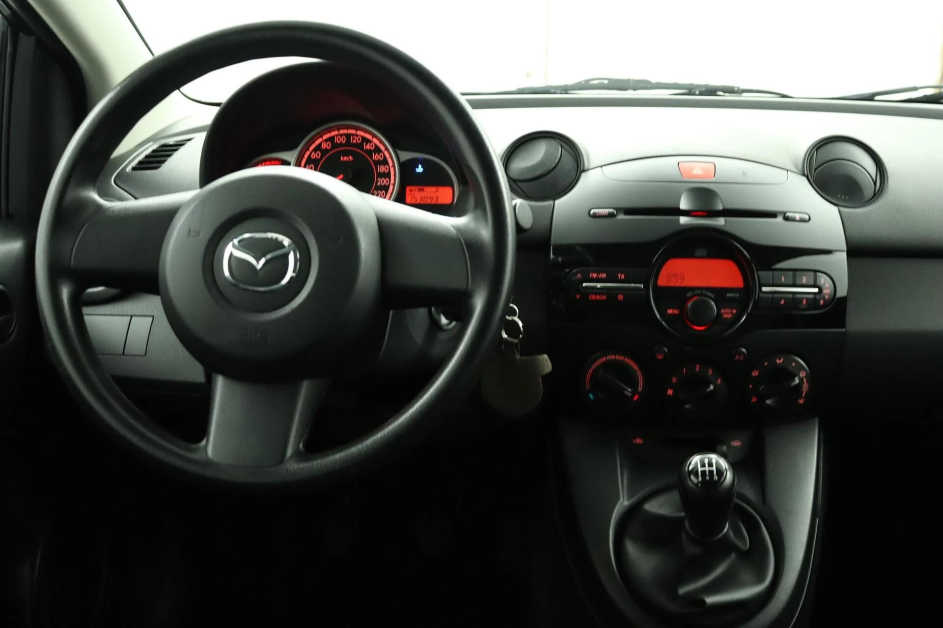 Hoofdafbeelding Mazda 2